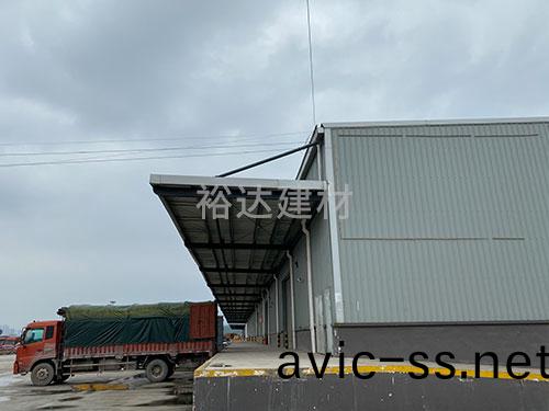 鋼結(jie)構(gou)簡(jian)易(yi)棚(peng)